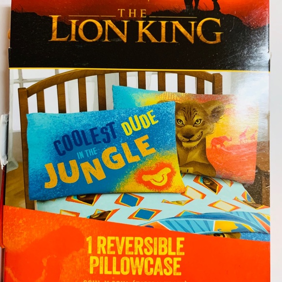 Lion king reversible pillow case - Picture 1 of 4